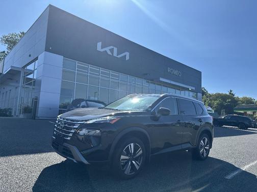 2025 Nissan Rogue SL
