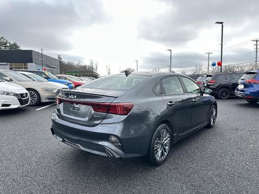 2024 Kia Forte GT-Line