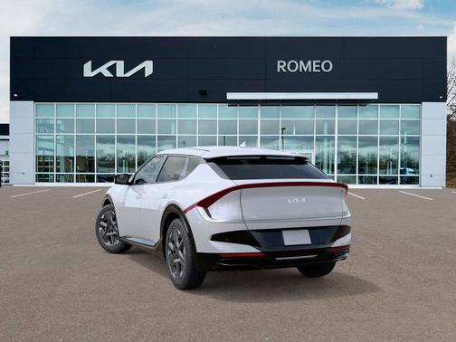 2025 Kia EV6 Light Long Range