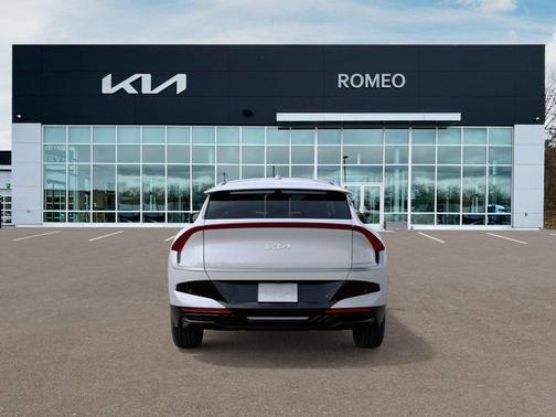 2025 Kia EV6 Light Long Range
