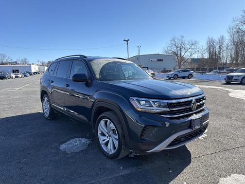 2023 Volkswagen Atlas 3.6L SE w/Technology