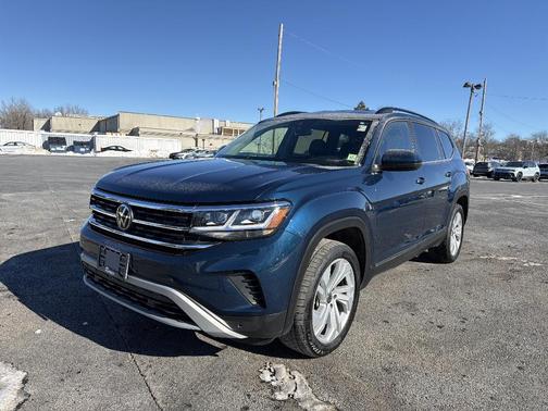 2023 Volkswagen Atlas 3.6L SE w/Technology