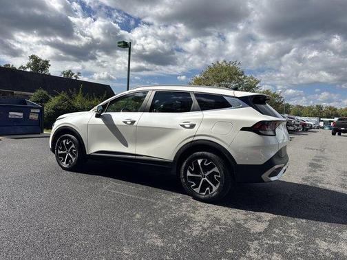 2023 Kia Sportage Hybrid EX