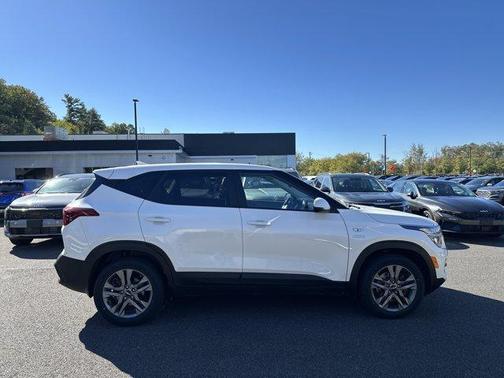 2023 Kia Seltos LX