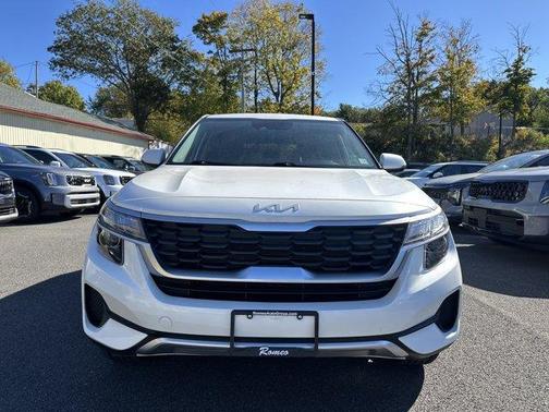 2023 Kia Seltos LX