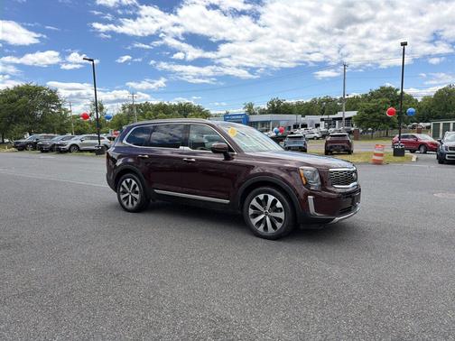 Sangria 2020 Kia Telluride S