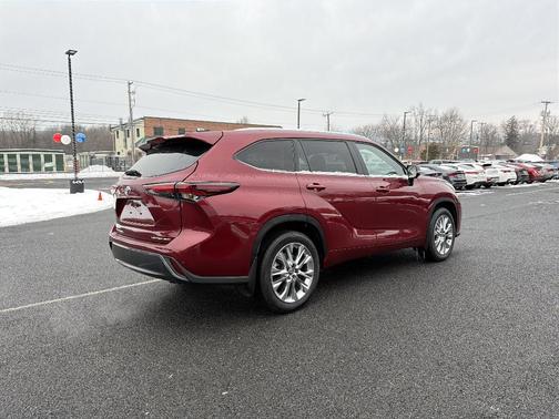 2024 Toyota Highlander Limited