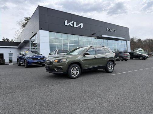 Olive Green Pearlcoat 2021 Jeep Cherokee Latitude Lux
