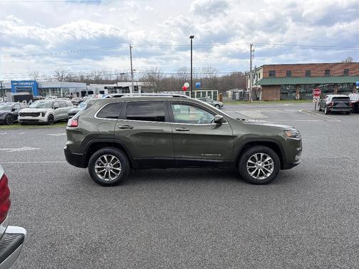 Olive Green Pearlcoat 2021 Jeep Cherokee Latitude Lux