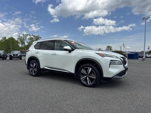 2021 Nissan Rogue SL