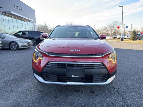 2023 Kia Niro EX