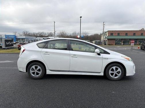 2013 Toyota Prius Two