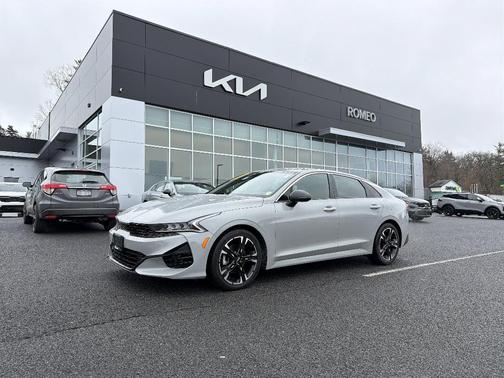 2022 Kia K5 GT-Line