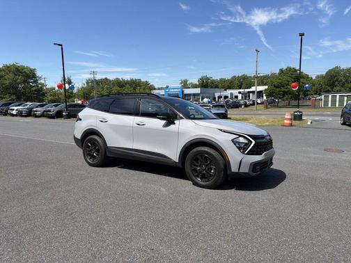 Wolf Gray/Ebony Black Roof 2023 Kia Sportage S