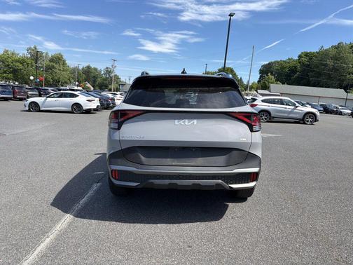 Wolf Gray/Ebony Black Roof 2023 Kia Sportage S