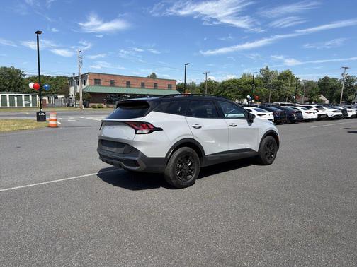 Wolf Gray/Ebony Black Roof 2023 Kia Sportage S