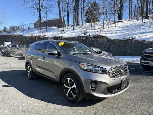 2019 Kia Sorento EX V6
