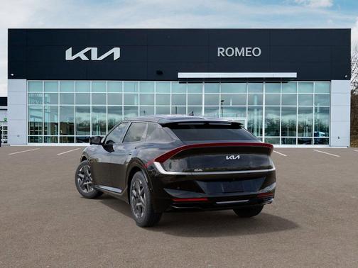 2025 Kia EV6 Light Long Range