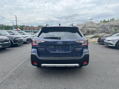 2023 Subaru Outback Touring