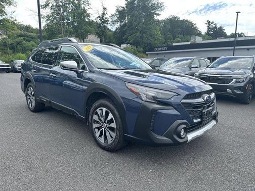 2023 Subaru Outback Touring