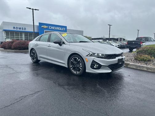 2022 Kia K5 GT-Line