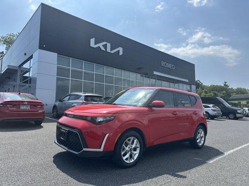 2023 Kia Soul LX