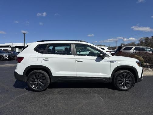 2022 Volkswagen Taos 1.5T S