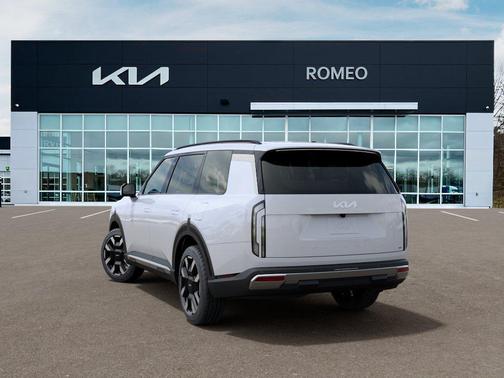 Glacial White Pearl 2027 Kia Telluride S