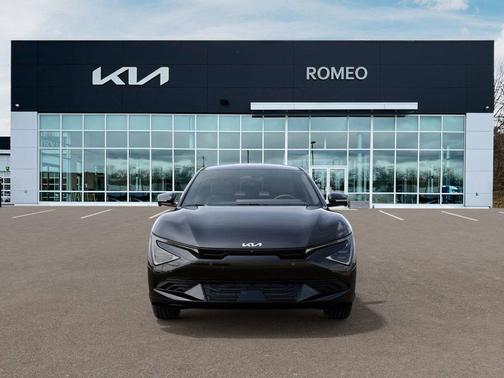 Ebony Black 2025 Kia EV6 Light Long Range AWD