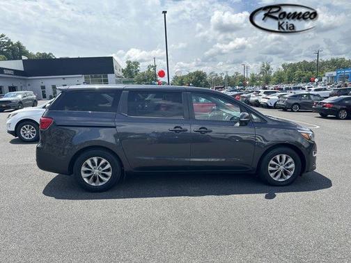 2020 Kia Sedona LX