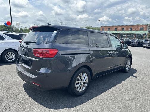2020 Kia Sedona LX