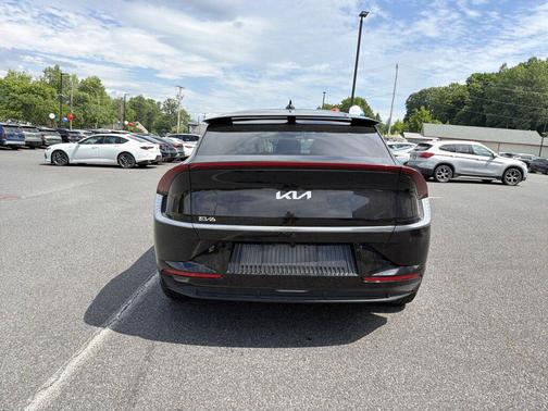 Aurora Black Pearl 2024 Kia EV6 Wind