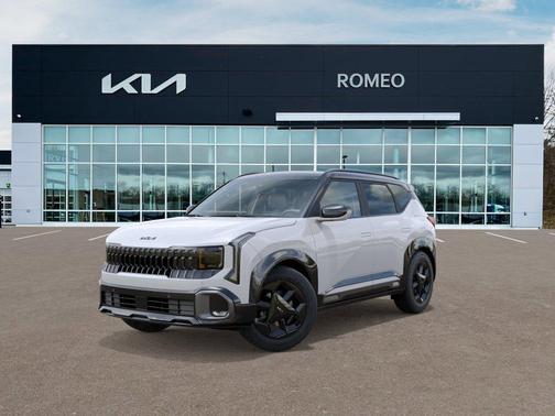 Snow White Pearl 2027 Kia Seltos X-Line S
