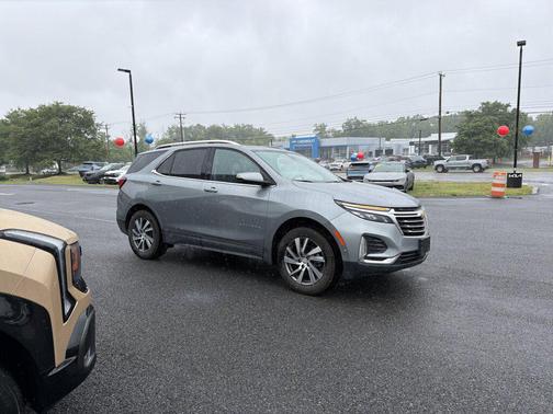 Sterling Gray Metallic 2023 Chevrolet Equinox Premier w/1LZ