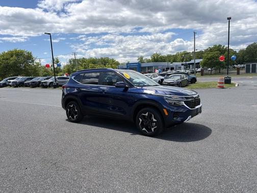Dark Ocean Blue 2024 Kia Seltos EX
