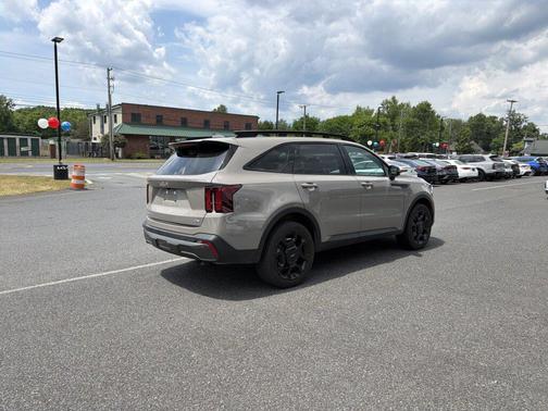 Road Rider Brown 2024 Kia Sorento EX