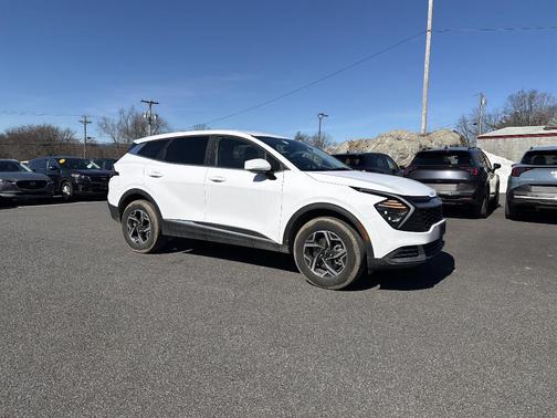 2025 Kia Sportage LX