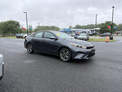 Gravity Gray 2023 Kia Forte LXS
