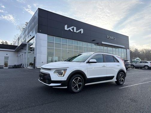 2024 Kia Niro LX