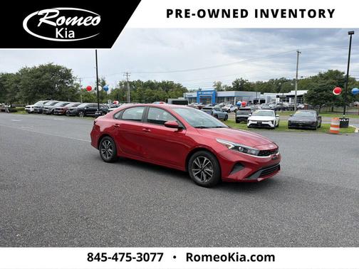 Currant Red 2023 Kia Forte LXS