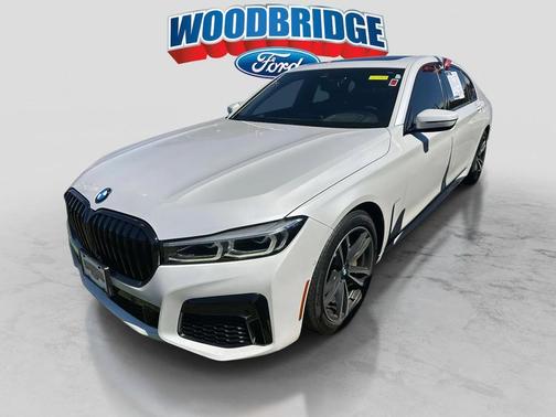2021 BMW 750 i xDrive