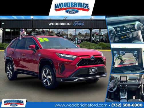 2024 Toyota RAV4 Prime SE