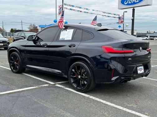 2023 BMW X4 M40i