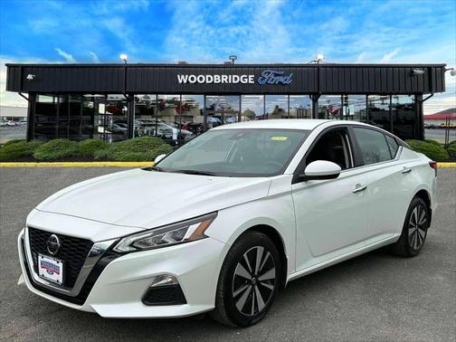 2022 Nissan Altima 2.5 SV