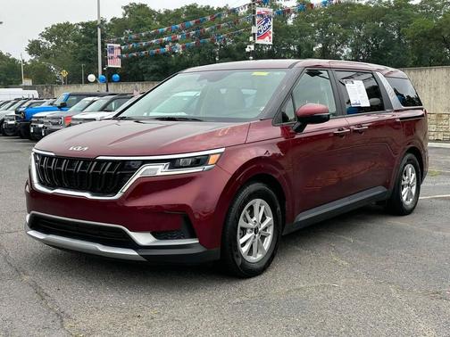 2022 Kia Carnival LXS