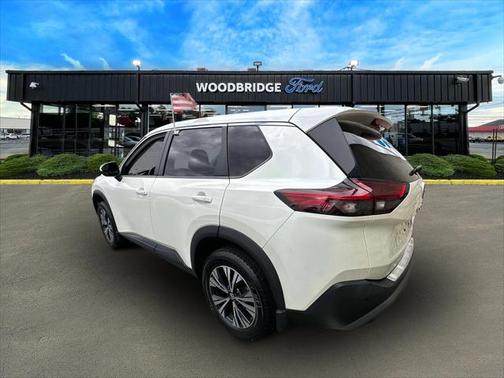 2022 Nissan Rogue SV