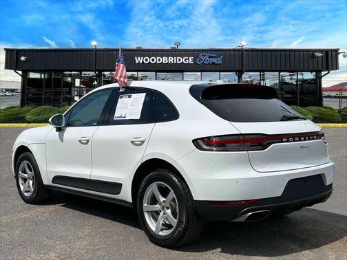 2021 Porsche Macan Base