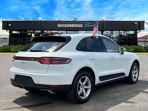 2021 Porsche Macan Base