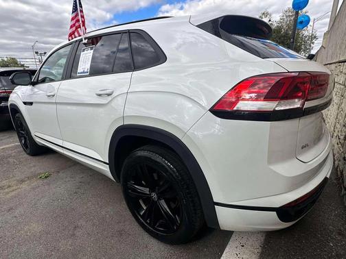 2023 Volkswagen Atlas Cross Sport 2.0T SEL