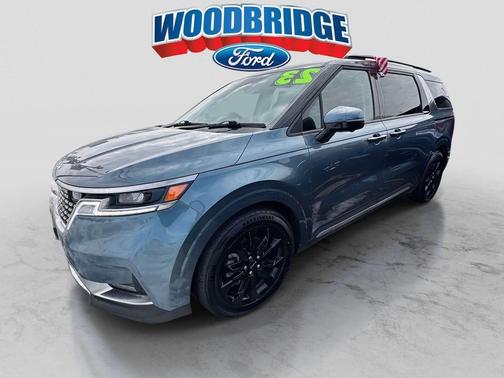 2023 Kia Carnival SX